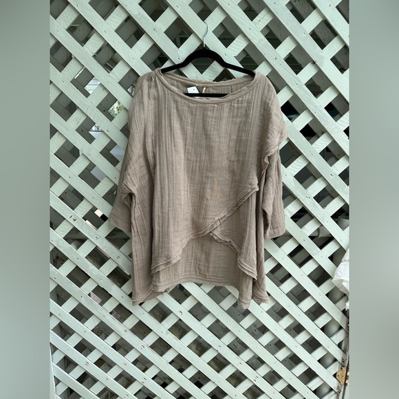 COPY - ❤️Free People Brown Gauze Top - Picture 1 of 2